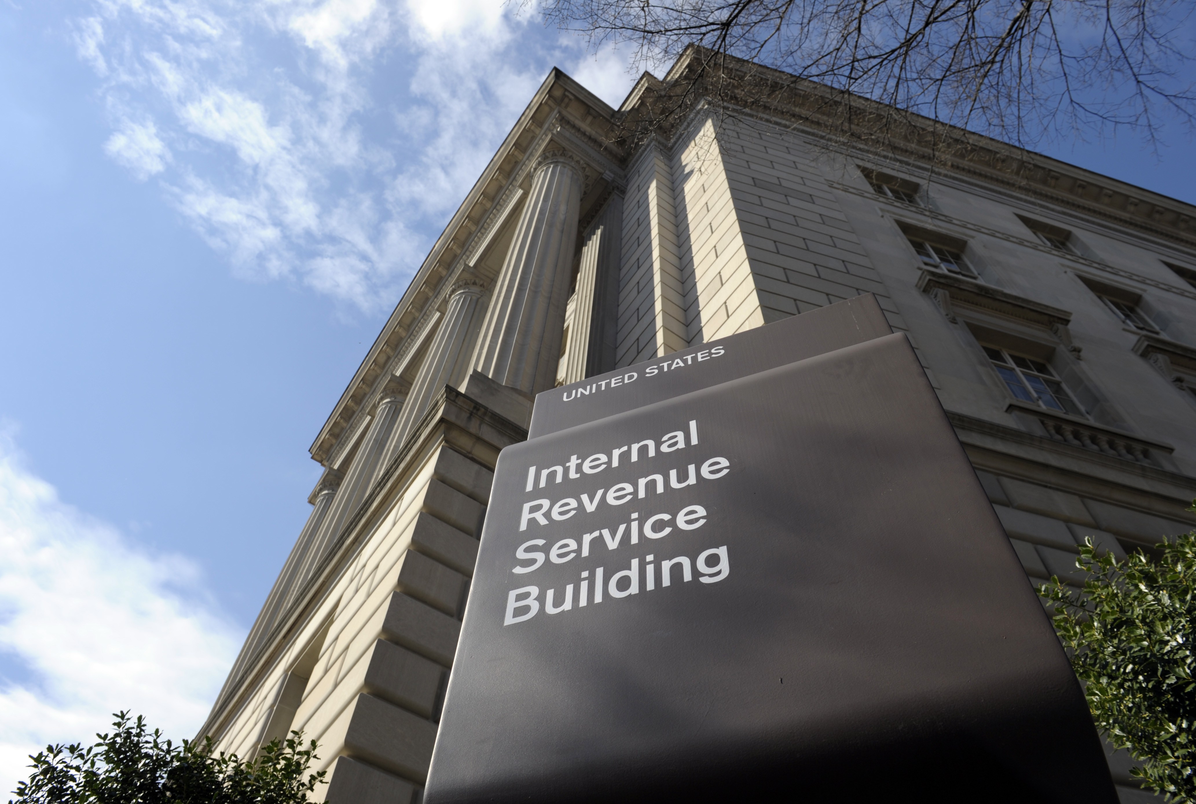 What is the main responsibility of Internal Revenue Agents?