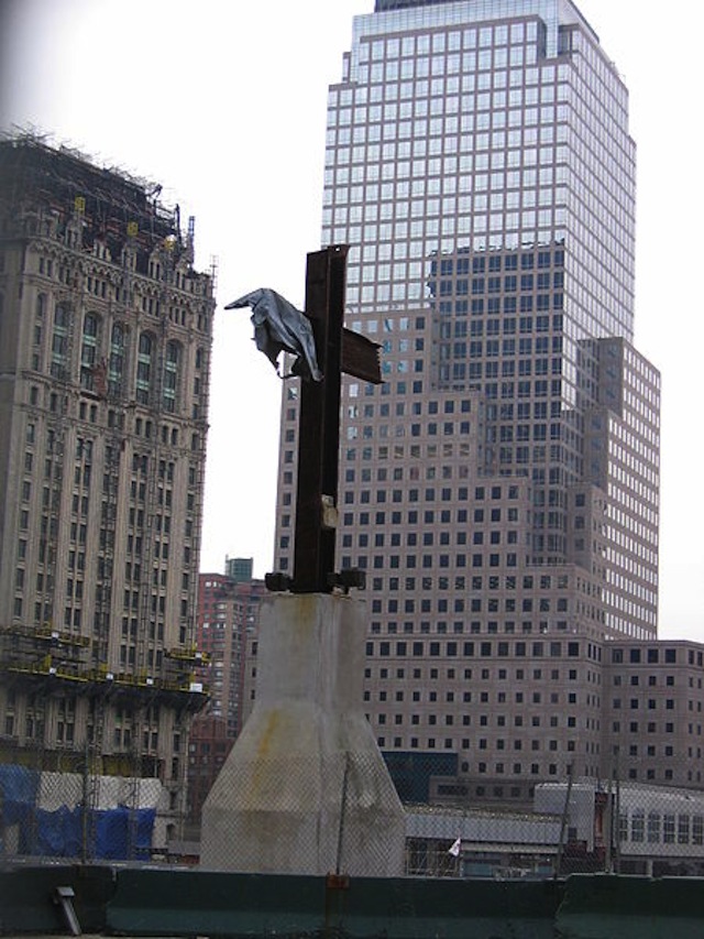 Atheists sue to remove 'Ground Zero Cross' from 9/11 museum