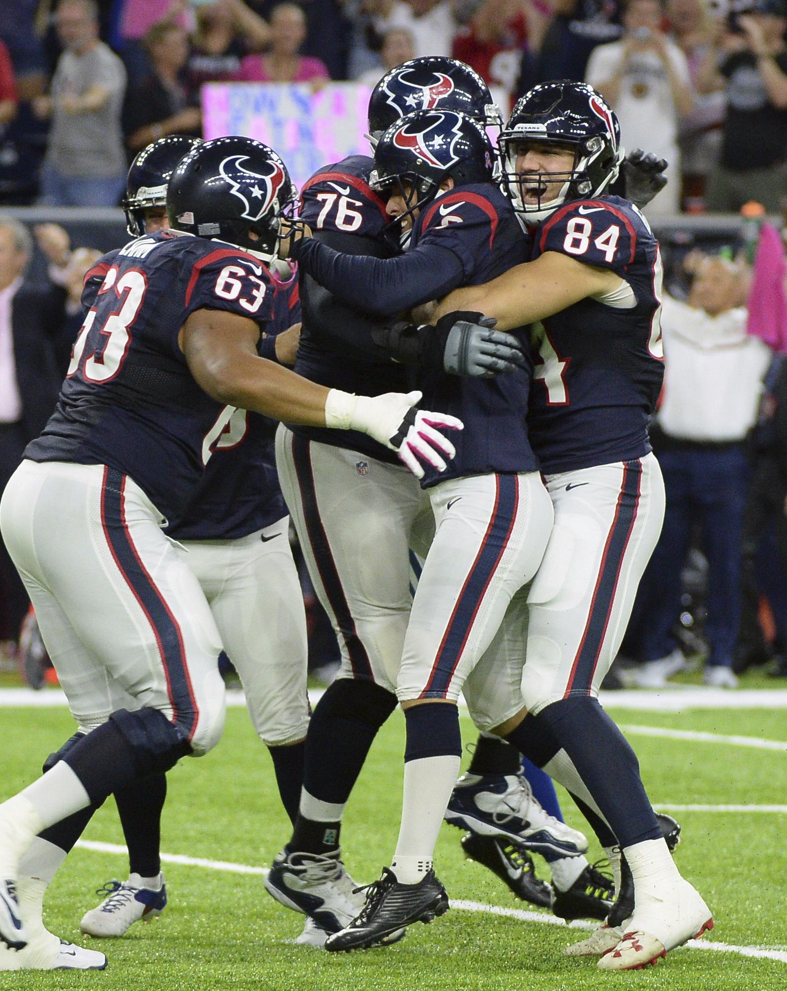 Osweiler booed early, cheered late as Texans rally for win