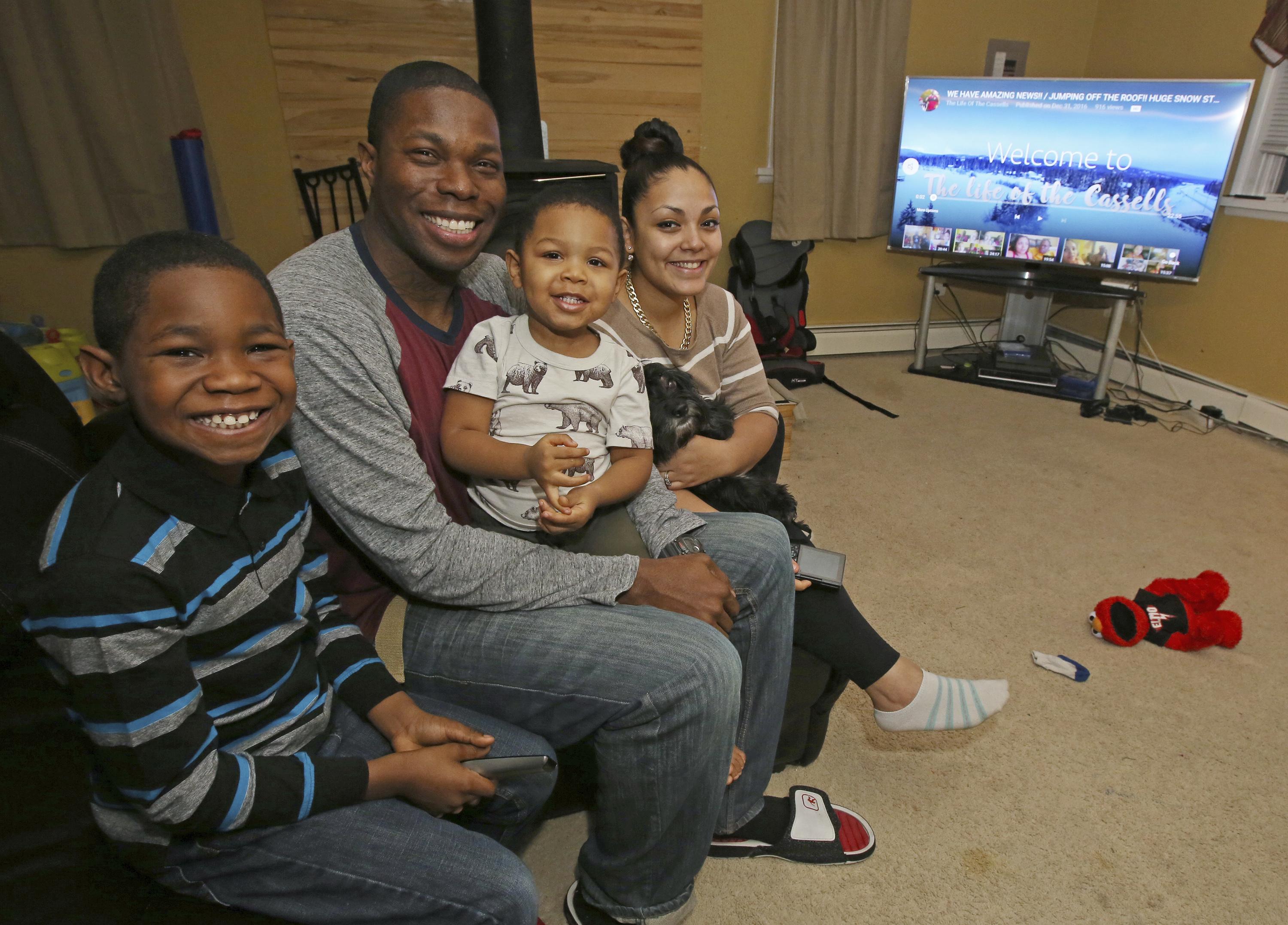 Family documents Alaska life in video blogs - Washington Times