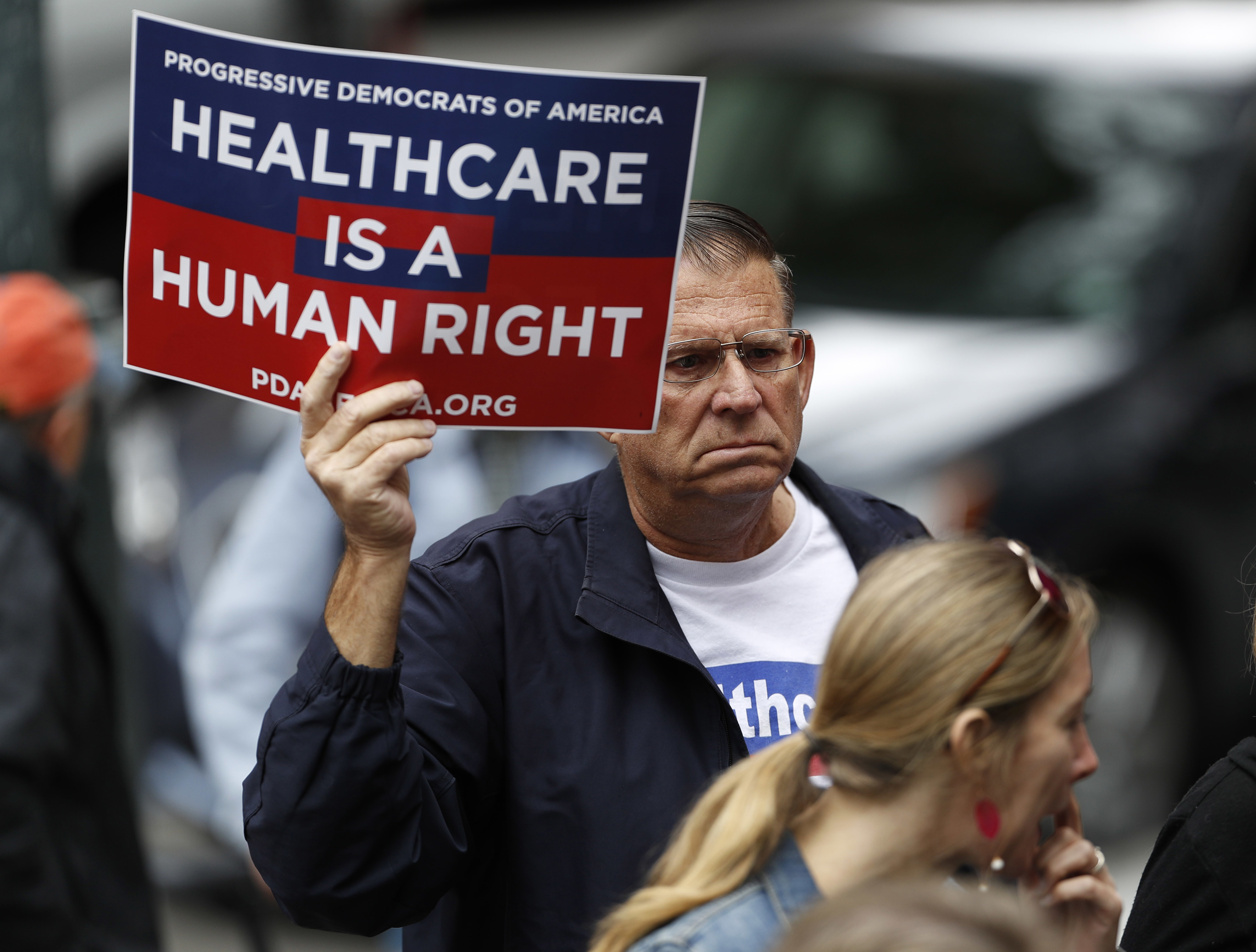 Dem senator blames Trump administration for health insurance problems - Washington Times